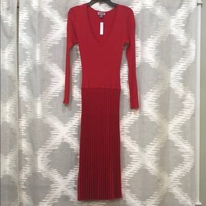 Chelsea28 red, pleated midi dress. Size S.